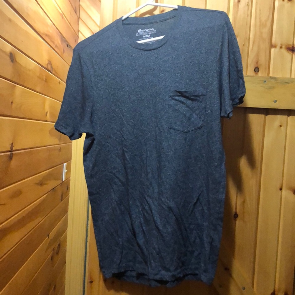 Tee shirt
